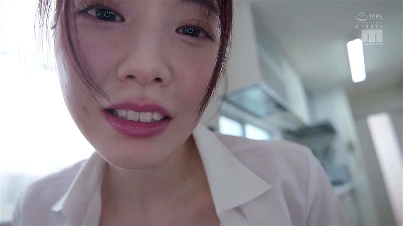 Asian babe blowjob